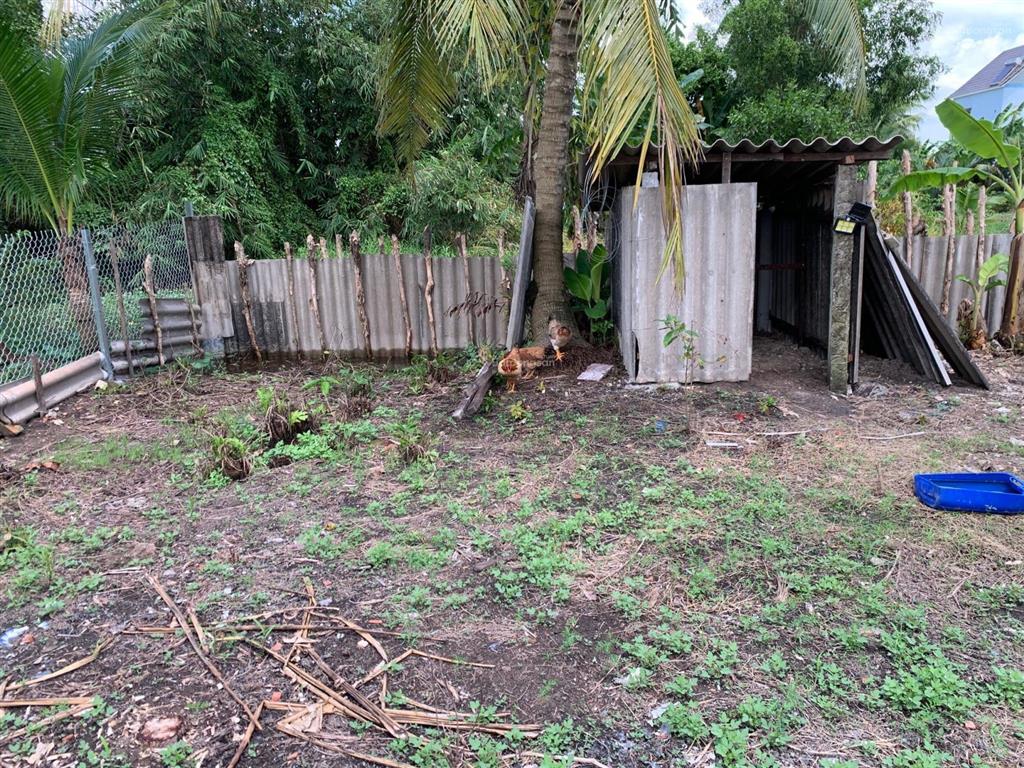 Bán nhà và đất 371 m2 vuông thổ cư giá 1.3 tỷ