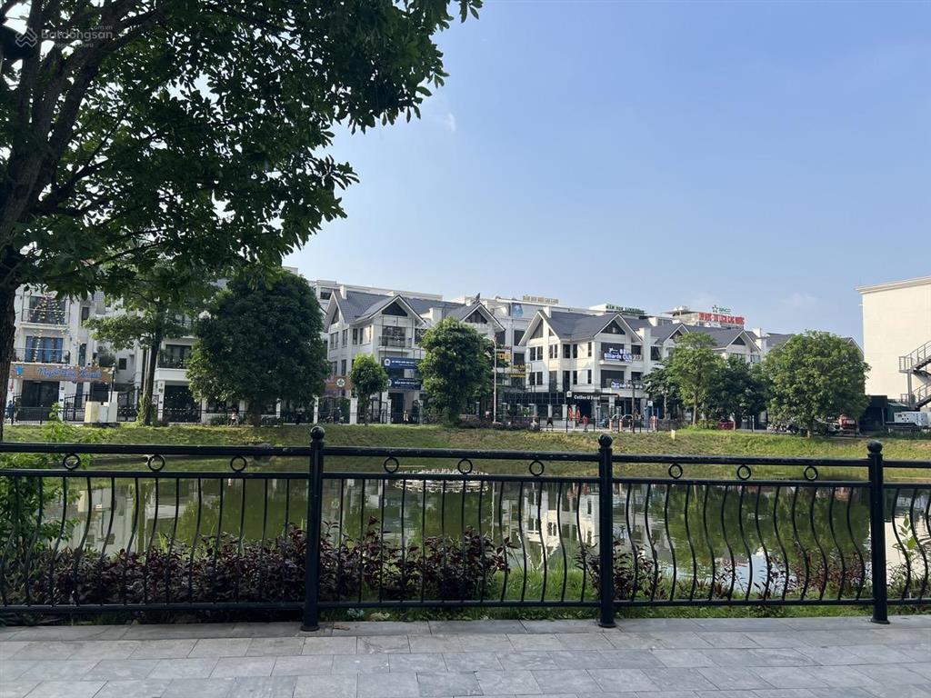 Biệt thự cao cấp hateco apollo 1 hầm 4 tầng giá 360 den 380tr/m² /0972 197 ***