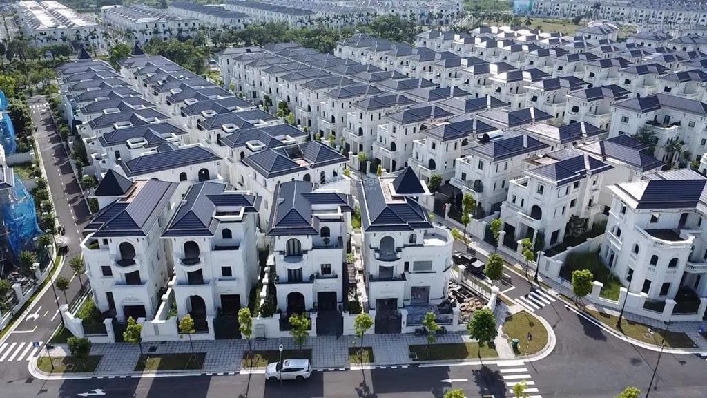 Chính chủ cho thuê biệt thự vườn cam dt 240m2, giá chỉ 7 triệu/tháng