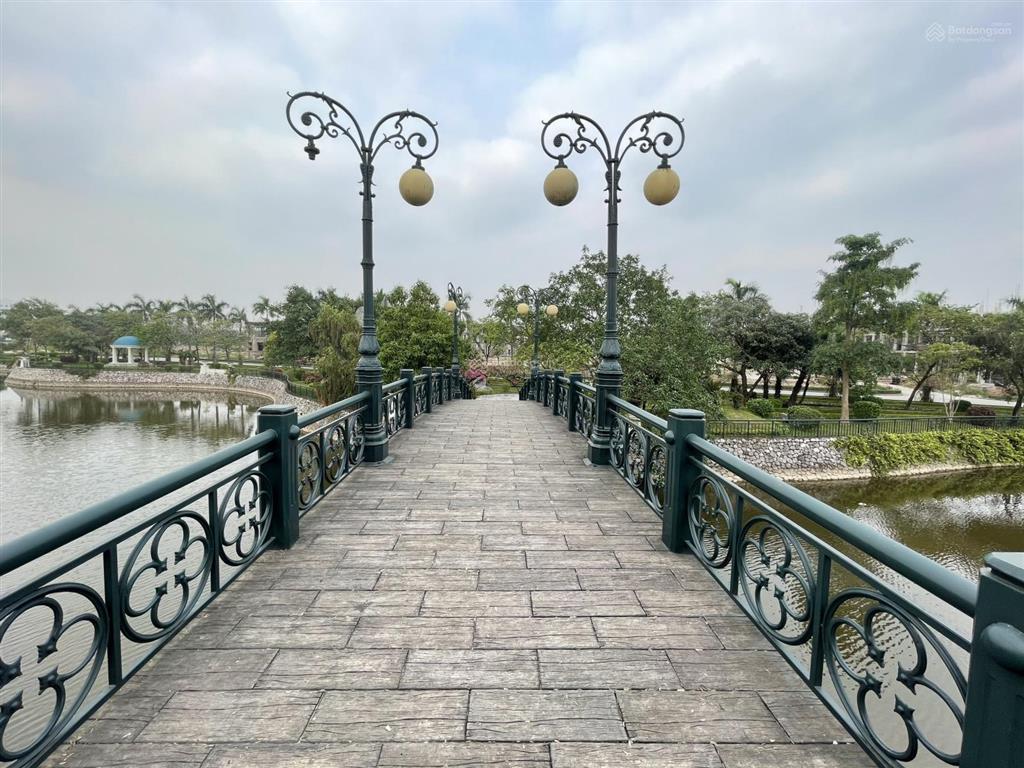 Chính chủ cho thuê biệt thự vườn cam dt 240m2, giá chỉ 7 triệu/tháng