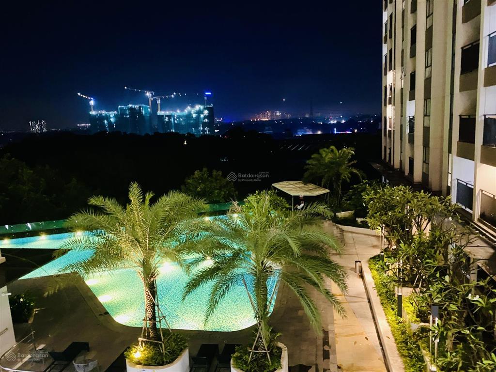 Bán gấp căn 2pn2wc, dt 61m2, có ban công thoáng mát không chắn view, nhà sẵn sổ công chứng ngay.