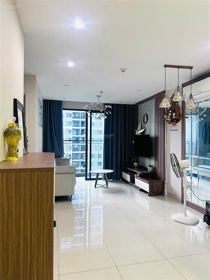 Bán gấp căn hộ 2pn1wc. 59m2 rainbow. sổ hồng. giá 2tỷ8 all in. full nội thất như hình