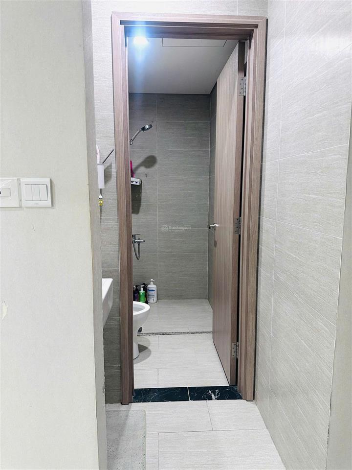 Bán gấp căn hộ 2pn1wc. 59m2 rainbow. sổ hồng. giá 2tỷ8 all in. full nội thất như hình
