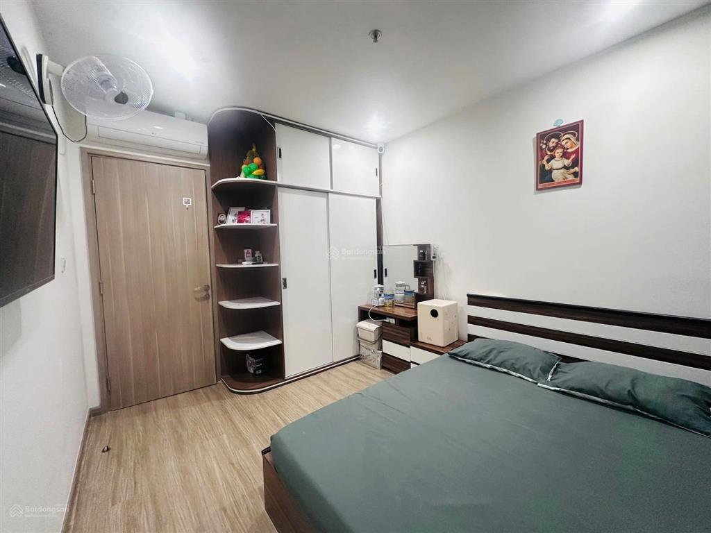 Bán gấp căn hộ 2pn1wc. 59m2 rainbow. sổ hồng. giá 2tỷ8 all in. full nội thất như hình