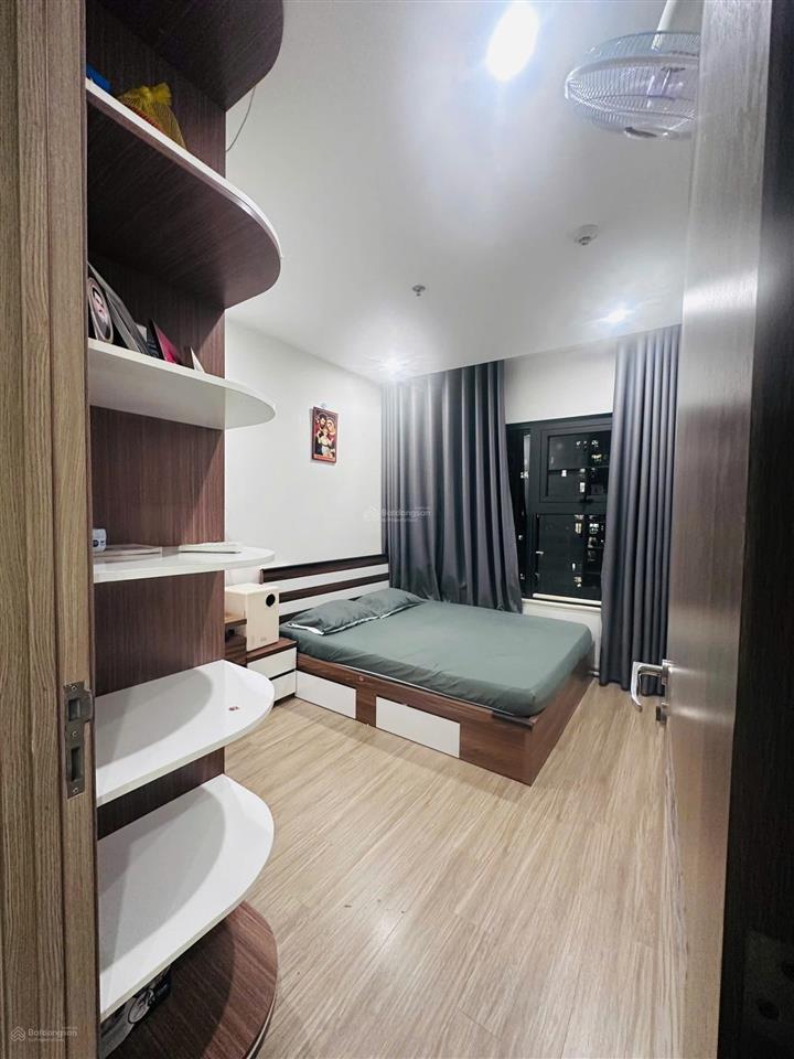 Bán gấp căn hộ 2pn1wc. 59m2 rainbow. sổ hồng. giá 2tỷ8 all in. full nội thất như hình