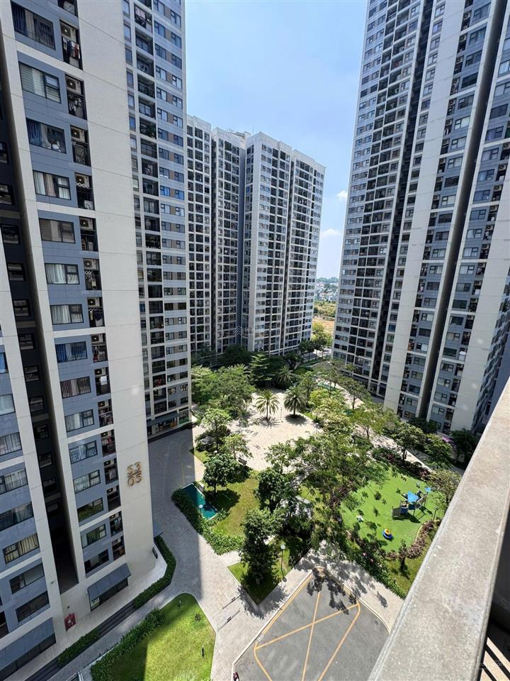 Bán căn 2pn 59m2 khu s3 rainbow  sẵn sổ hồng. giá 2,75 tỷ all in. hướng tây tứ trạch. vin q9
