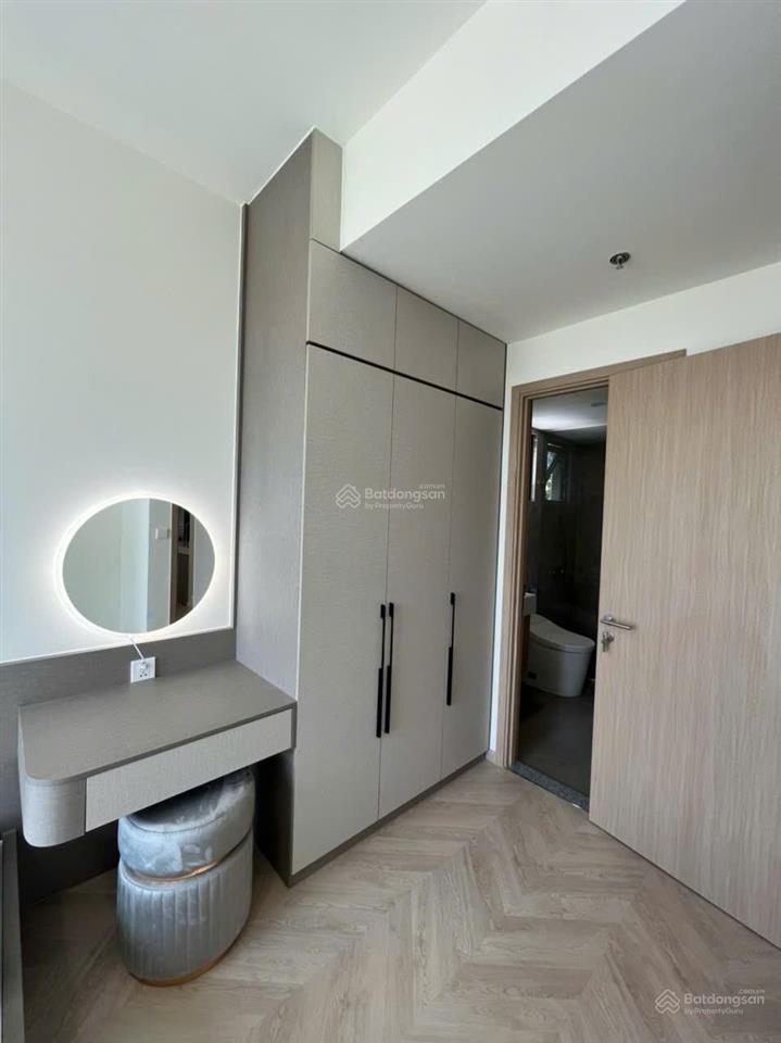 Bán căn 2pn 74m2 masteri lumiere q9. sổ hồng. hướng đông nam. giá 4,4 tỷ all in. full nội thất đẹp