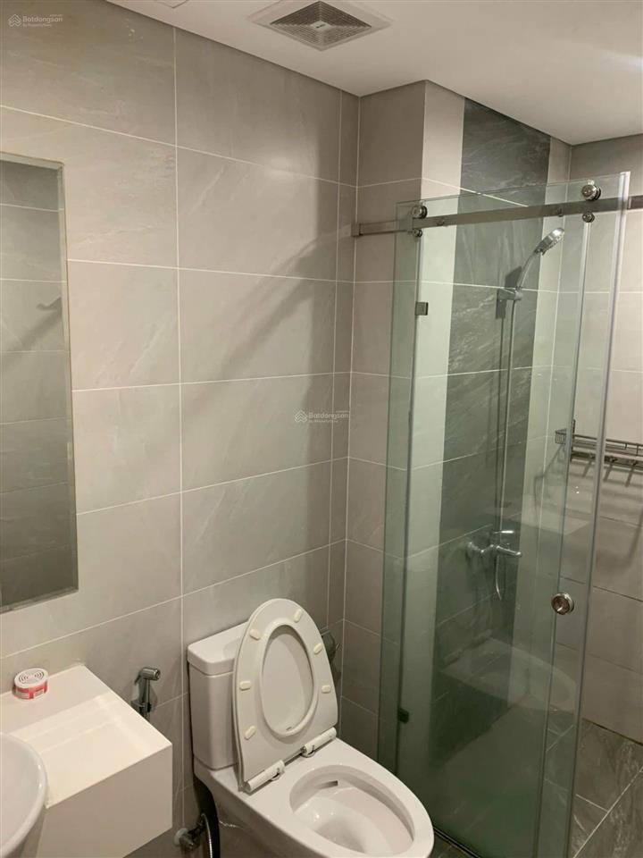 Bán căn 2pn+ full nội thất. sẵn sổ hồng. giá 3,150 tỷ. view hồ bơi rainbow  vinhomes grand park