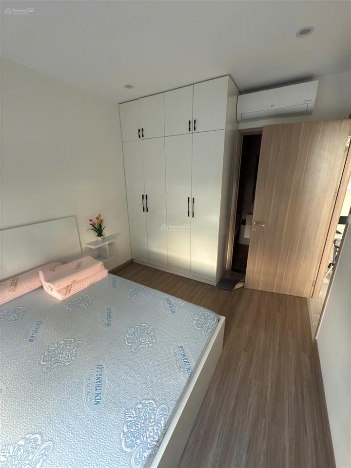 Bán căn hộ 2pn 2wc origami. giá 2,9 tỷ all in. sẵn sổ. view hồ bơi. hướng đông nam. vinhomes q9
