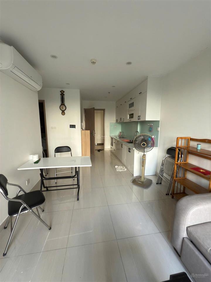 Bán căn hộ 2pn 2wc origami. giá 2,9 tỷ all in. sẵn sổ. view hồ bơi. hướng đông nam. vinhomes q9