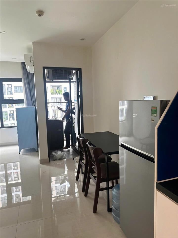 Bán nhanh căn studio the rainbow. giá 1tỷ55 (thuế ai nấy đóng). sẵn sổ hồng. hướng đông nam mát mẻ