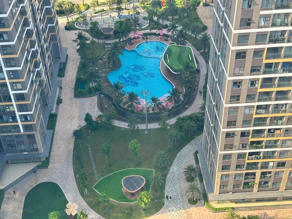 Căn 2pn glory heights. giá 3,4 tỷ all in. đông bắc. tầng đẹp view thoáng. liền kề vincome mall.