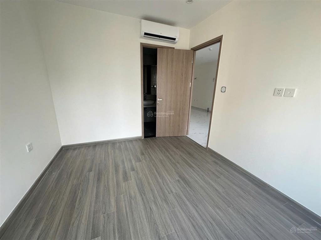 Căn 2pn glory heights. giá 3,4 tỷ all in. đông bắc. tầng đẹp view thoáng. liền kề vincome mall.