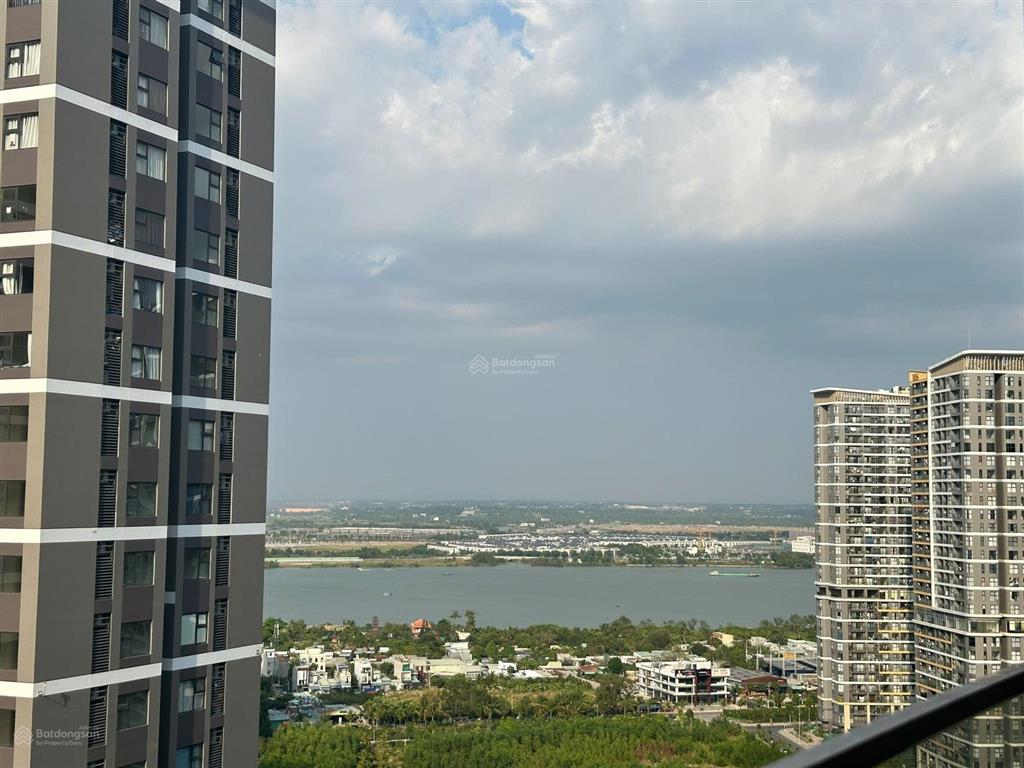 Căn 2pn glory heights. giá 3,4 tỷ all in. đông bắc. tầng đẹp view thoáng. liền kề vincome mall.