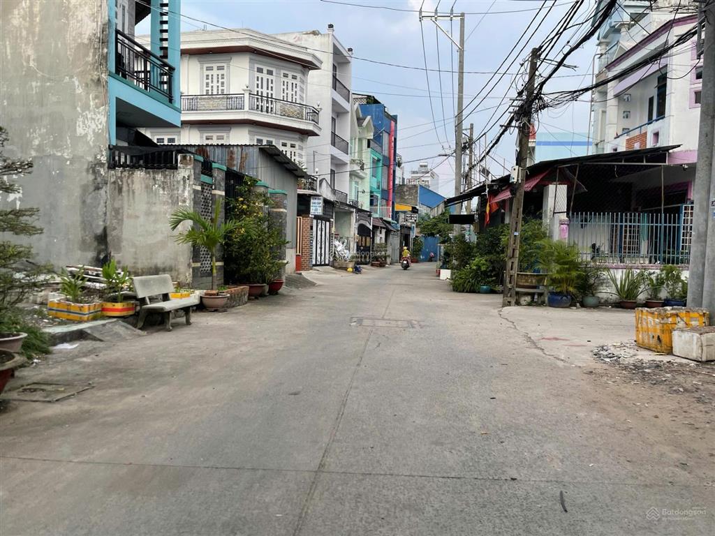 Đất thổ cư đường 5m bê tông 1 xoẹt tô ký, 6 lô, 4.85 tỷ