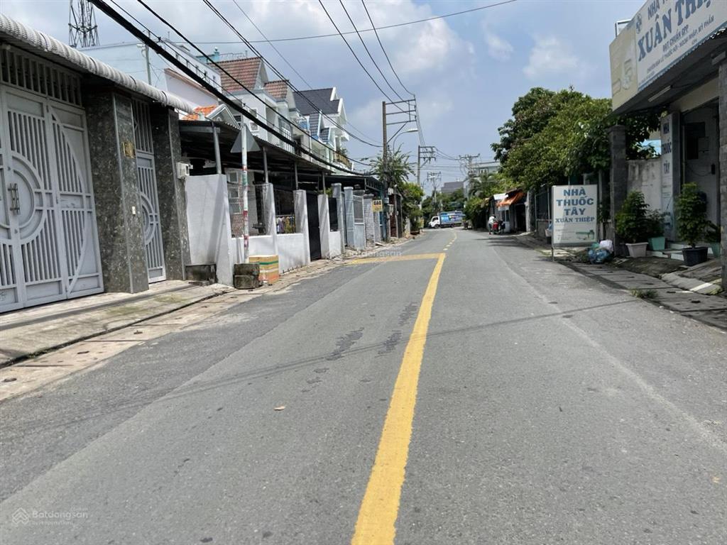 Bán lô đất thổ cư mặt tiền tân xuân 1, sát lê thị hà, 8m x 25m, 8.1 tỷ