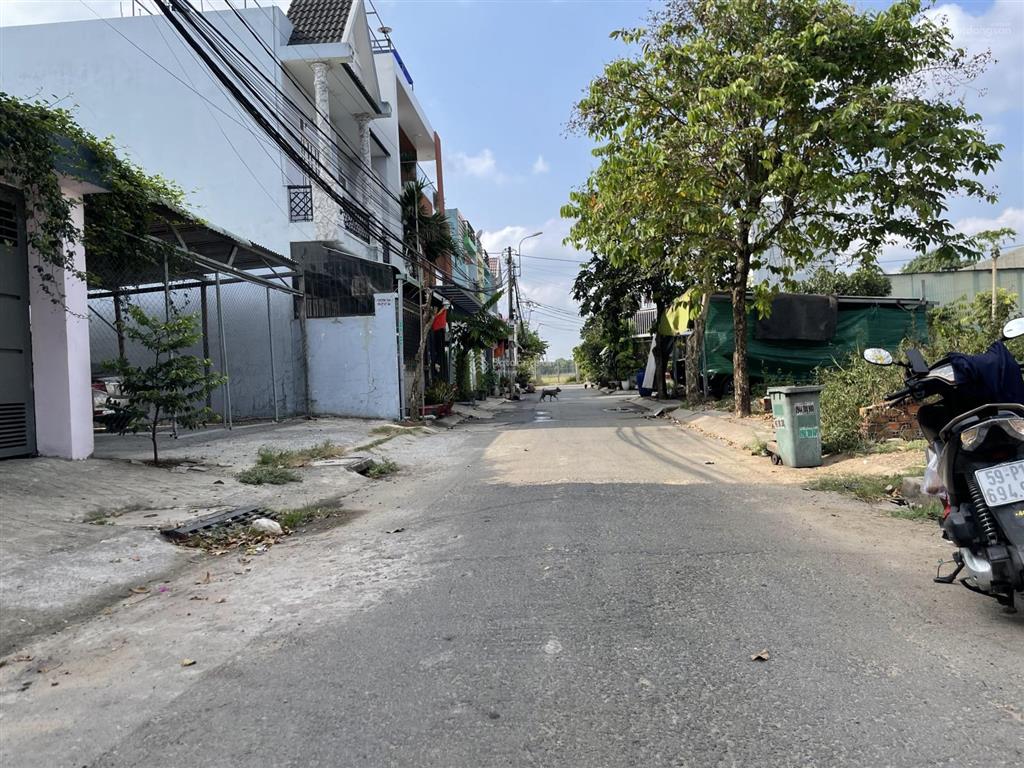 Đất thổ cư nhánh nhựa xuân thới thượng 2, 5m x 26m, 4.3 tỷ