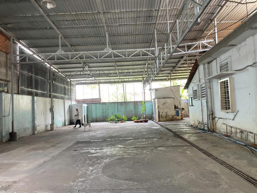Bán đất thổ cư lớn 947m  trung tâm tt. hóc môn