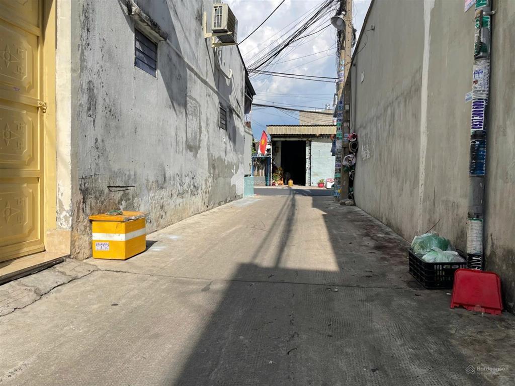 Nhà 1 xoẹt ngắn giác đạo, 4.27m x 18.5m