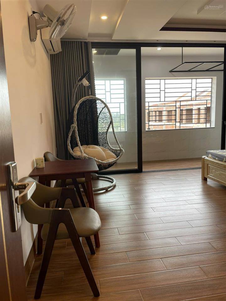 Bán nhà 3 tầng diện tích 100m2