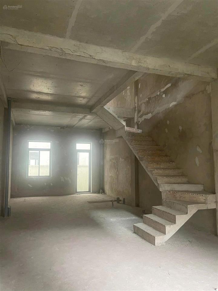 Cho thuê shophouse lakeview city novaland giá chỉ 30tr/tháng