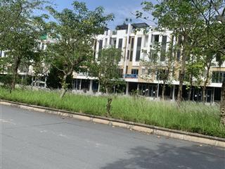 Giảm giá gấp lk thanh hà 75tr/m2. dt 100 m2, nam. thương lượng cho khách thiện chí.  0981 538 ***
