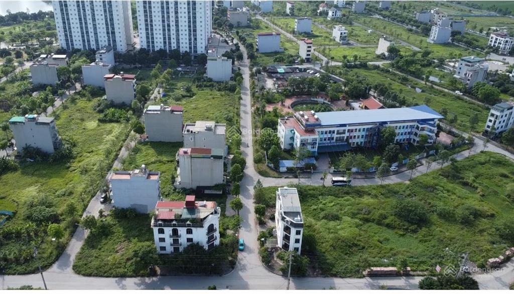 Giảm giá gấp lk thanh hà 75tr/m2. dt 100 m2, nam. thương lượng cho khách thiện chí.  0981 538 ***