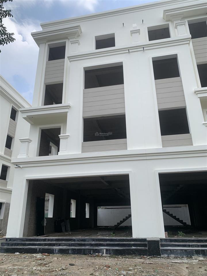 Bán nhanh liền kề thanh hà giá 8,5 tỷ khu b2.3 hướng nam. dt 100m2, đường 14m gần cc.  0981 538 ***