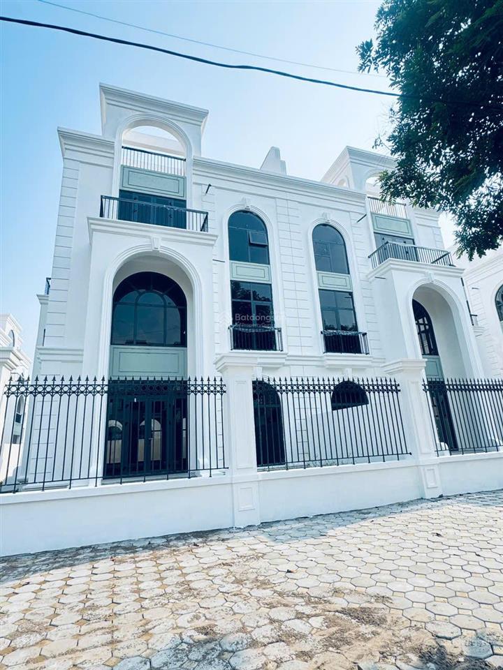 Bán biệt thự góc thanh hà 212m2, giá chỉ 18 tỷ. gần trường cấp 3, chung cư, đường to.  0981 538 ***