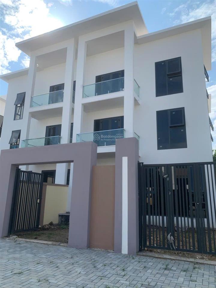 Biệt thự 275m2, giá 60tr/m2 tiền đất. đã nhận nhà. đường 14m, giá hời thanh hà  0981 538 ***