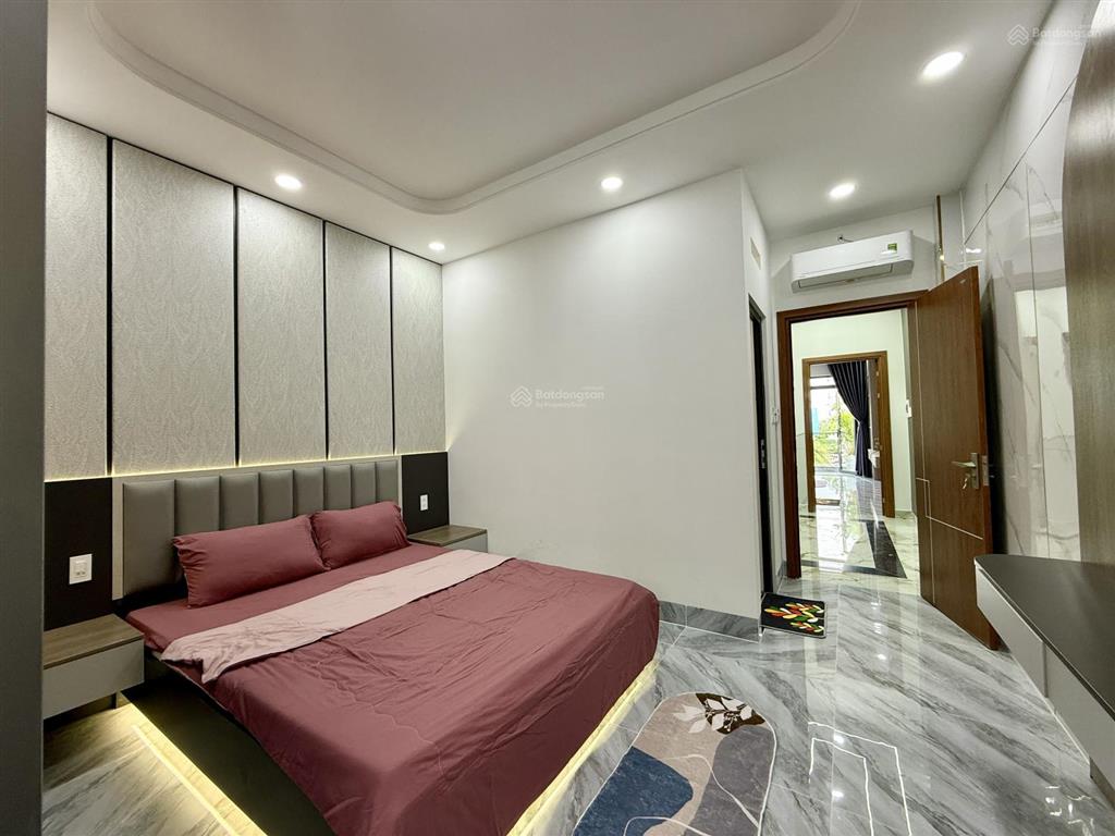 Nhà mặt tiền kinh doanh đường thạnh lộc 16, 4x22m, lửng, 3lầu, 5pn, p. thờ, gara ô tô, hướng đnam