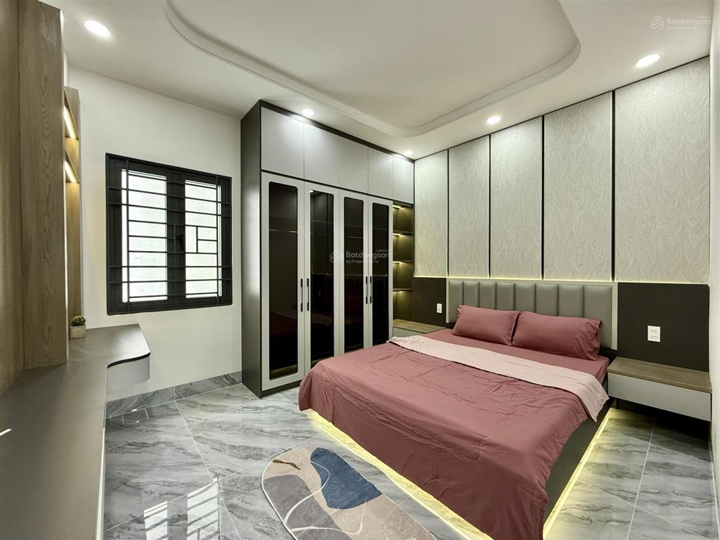 Nhà mặt tiền kinh doanh đường thạnh lộc 16, 4x22m, lửng, 3lầu, 5pn, p. thờ, gara ô tô, hướng đnam