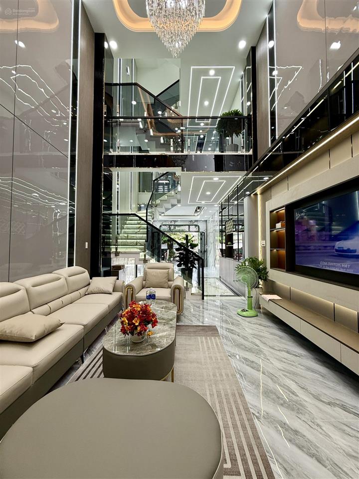 Nhà mặt tiền kinh doanh đường thạnh lộc 16, 4x22m, lửng, 3lầu, 5pn, p. thờ, gara ô tô, hướng đnam