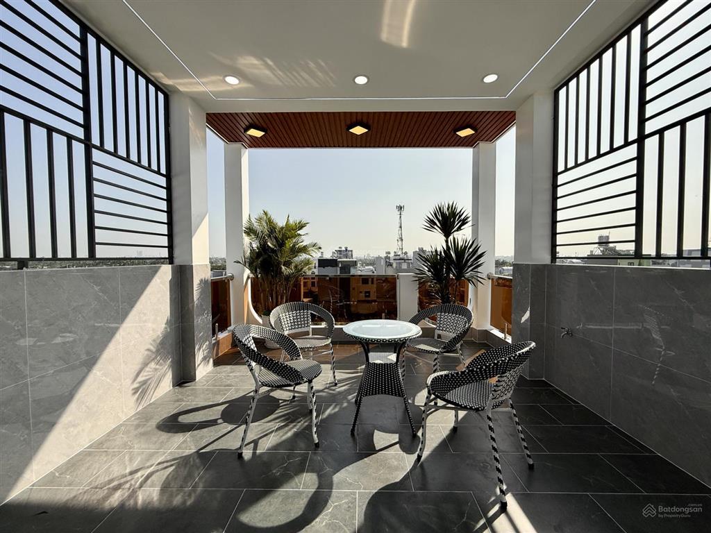 Nhà có thang máy, mặt tiền đường cầu ba phụ, dt 4mx25m, lửng, 3 lầu, 4pn, 6vs, p. thờ, p. xông hơi