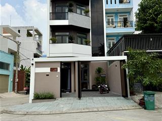 Nhà góc 2mt đường thông thạnh lộc 37, dt6,6x17m, trệt, 3 lầu, sân ô tô, 4pn, p.thờ, sân thượng.