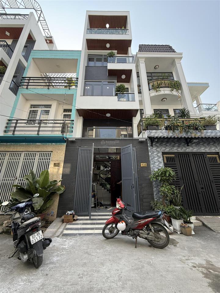 Nhà ngay bên chợ cầu đồng và ngã tư ga, dt4x17m, lửng, 3 lầu, 4pn, p.thờ, sân thượng, 6.88 tỷ