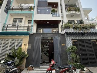 Nhà ngay bên chợ cầu đồng và ngã tư ga, dt4x17m, lửng, 3 lầu, 4pn, p.thờ, sân thượng, 6.88 tỷ