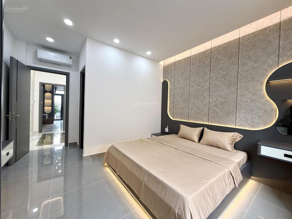 Nhà 1 sẹc đường thông tx 25, dt 4x19m, lửng, 3 lầu, 4pn, p. thờ, s. thượng, gara ô tô, 7,3 tỷ