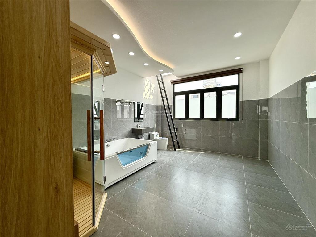 Nhà 1 sẹc đường thông tx 25, dt 4x19m, lửng, 3 lầu, 4pn, p. thờ, s. thượng, gara ô tô, 7,3 tỷ