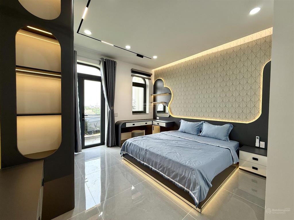 Nhà 1 sẹc đường thông tx 25, dt 4x19m, lửng, 3 lầu, 4pn, p. thờ, s. thượng, gara ô tô, 7,3 tỷ