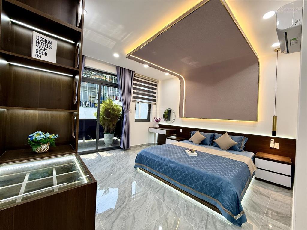 Nhà 1 sẹc ngắn dương thị mười, dt4.10x18m, nở hậu 5.25m, lửng, 3 lầu, 4pn, sân thượng, gara ô tô