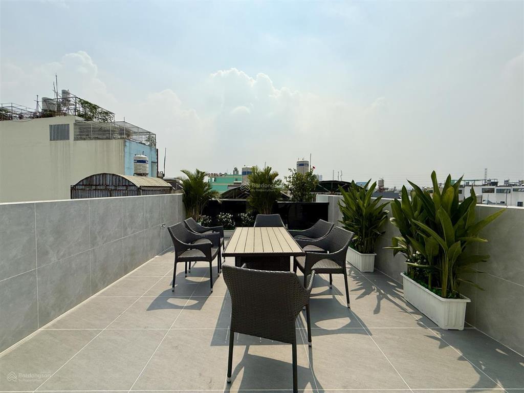 Nhà 1 sẹc ngắn dương thị mười, dt4.10x18m, nở hậu 5.25m, lửng, 3 lầu, 4pn, sân thượng, gara ô tô