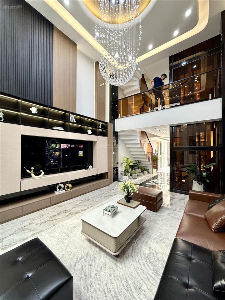 Nhà có thang máy đường thới an 16, dt4.3x18m, lửng, 3 lầu, 5 pn, phòng thờ, sân thượng, 8.5 tỷ