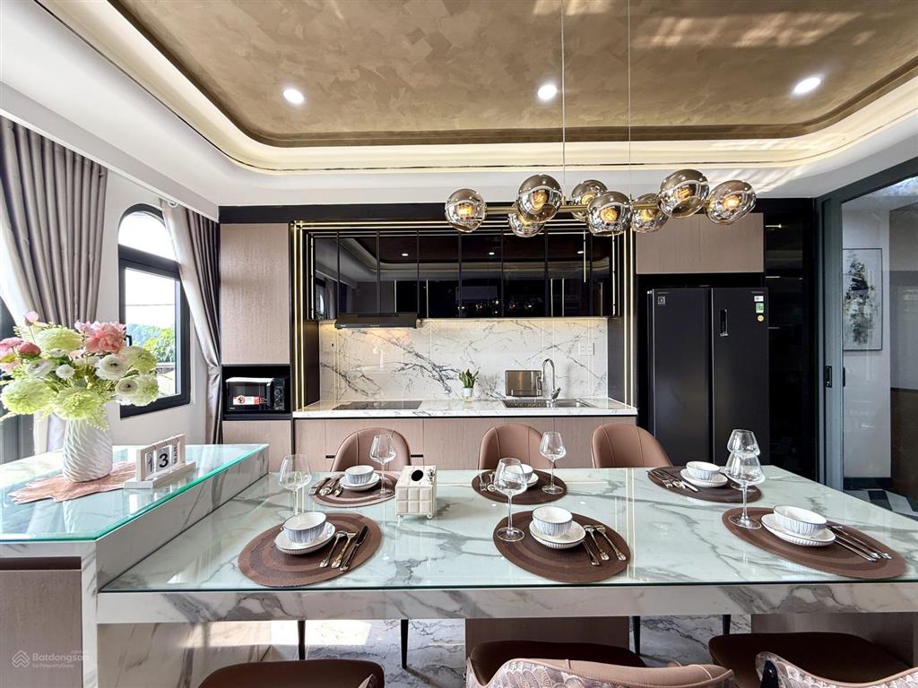 Nhà có thang máy đường thới an 16, dt4.3x18m, lửng, 3 lầu, 5 pn, phòng thờ, sân thượng, 8.5 tỷ