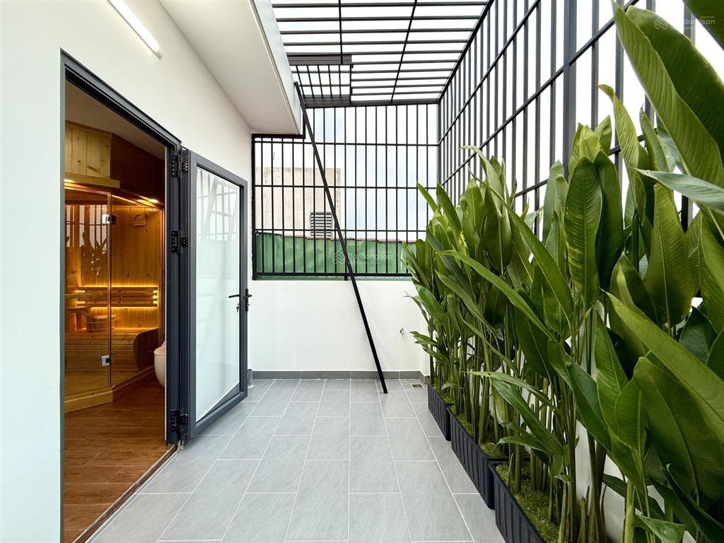 Nhà dt4.5x17m, lửng, 3 lầu, 4pn, p.thờ, gara ô tô, sân thượng, hướng tây, 7.35 tỷ,  0967 813 ***