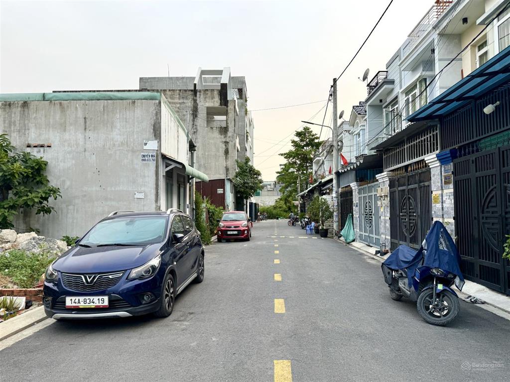 Nhà dt4.5x17m, lửng, 3 lầu, 4pn, p.thờ, gara ô tô, sân thượng, hướng tây, 7.35 tỷ,  0967 813 ***