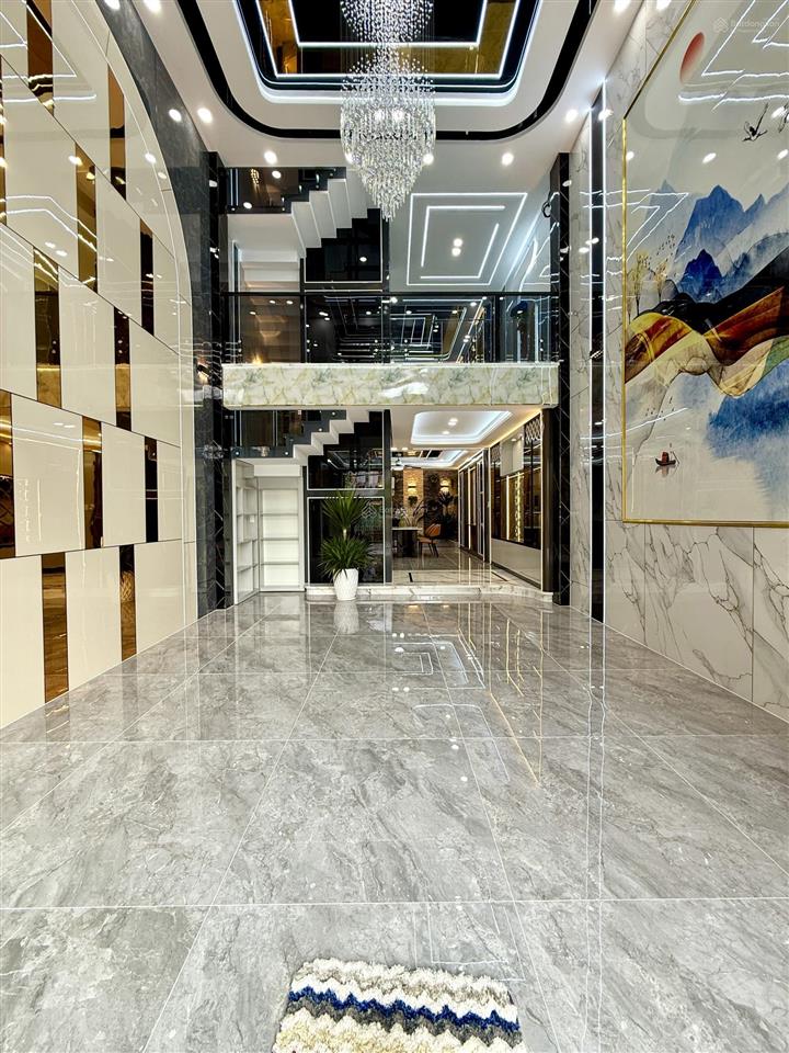 Nhà có thang máy, đường thông, bên trường học, dt5mx17m, lửng, 3 lầu, 4pn, sân thượng, 9.95 tỷ