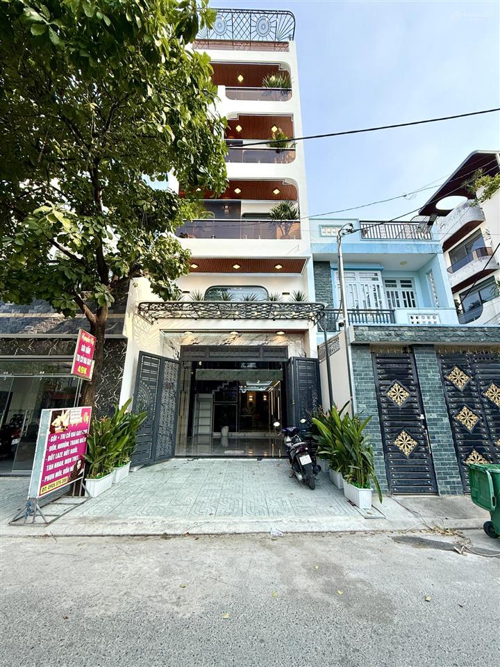 Nhà có thang máy, đường thông, bên trường học, dt5mx17m, lửng, 3 lầu, 4pn, sân thượng, 9.95 tỷ