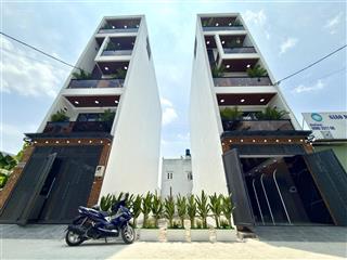 Nhà có thang máy, đường thông ngay trung tâm phường, dt4x20m, lửng, 3 lầu, 4pn, p.thờ, gara xe.
