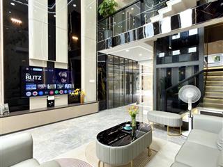 Nhà phố dt5x16m, lửng, 3 lầu, có thang máy, sát bên công viên và trường học, hướng nam, 8.9 tỷ